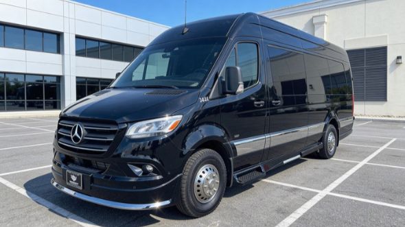 10 passenger sprinter van lexington