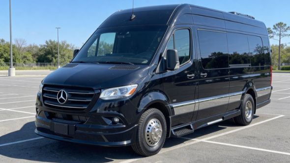 lexington 8 passenger sprinter van